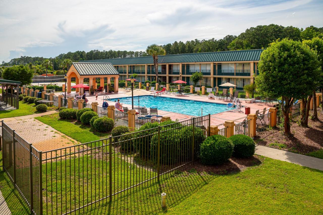 Inn Quality - Savannah I-95
